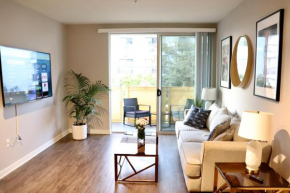 Heart of Santa Monica 2 Bedroom 2 Bath